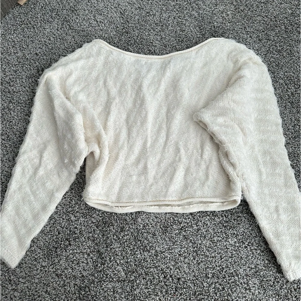 Free People Cream Lightweight Cropped Knit Sweater